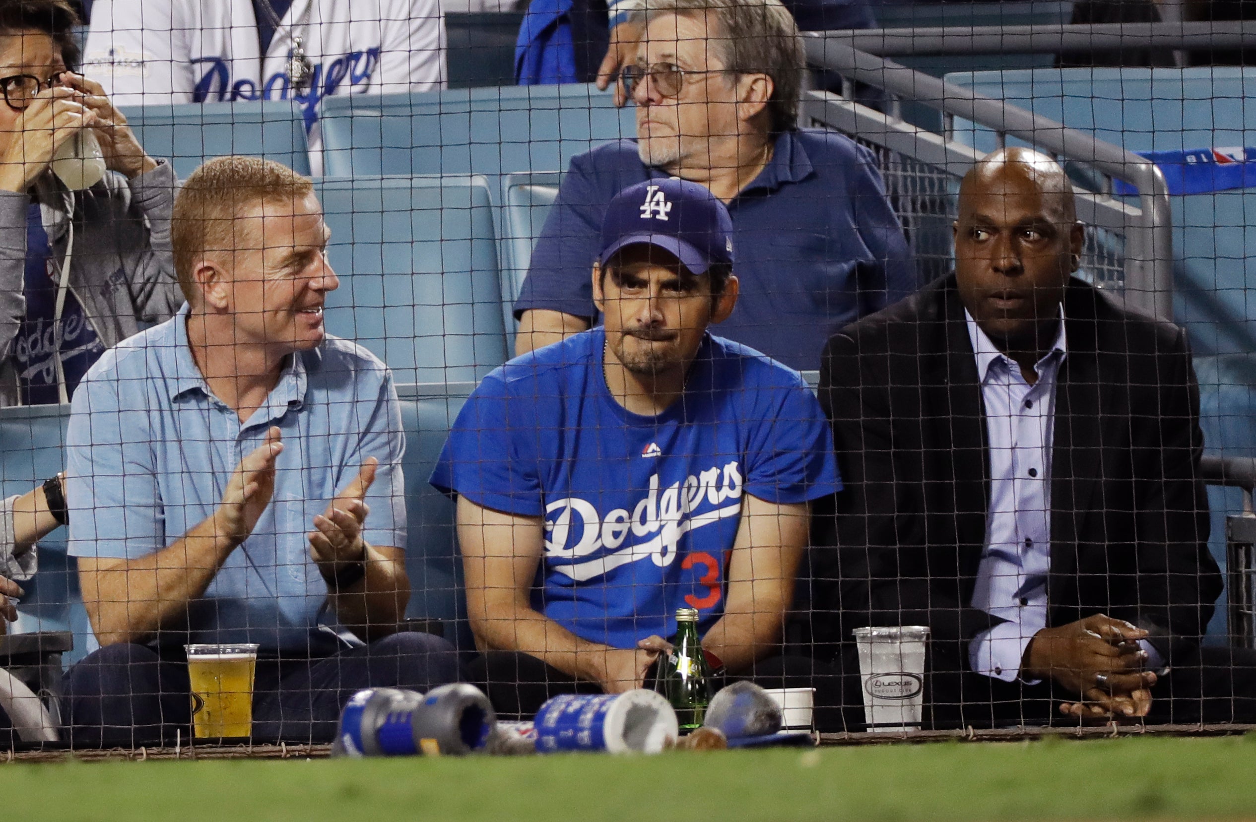 Celebrities spotted at Game 3 of the NLCS at Dodger Stadium - ABC7 Los  Angeles