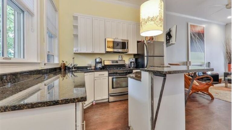 136-Marcella-Roxbury