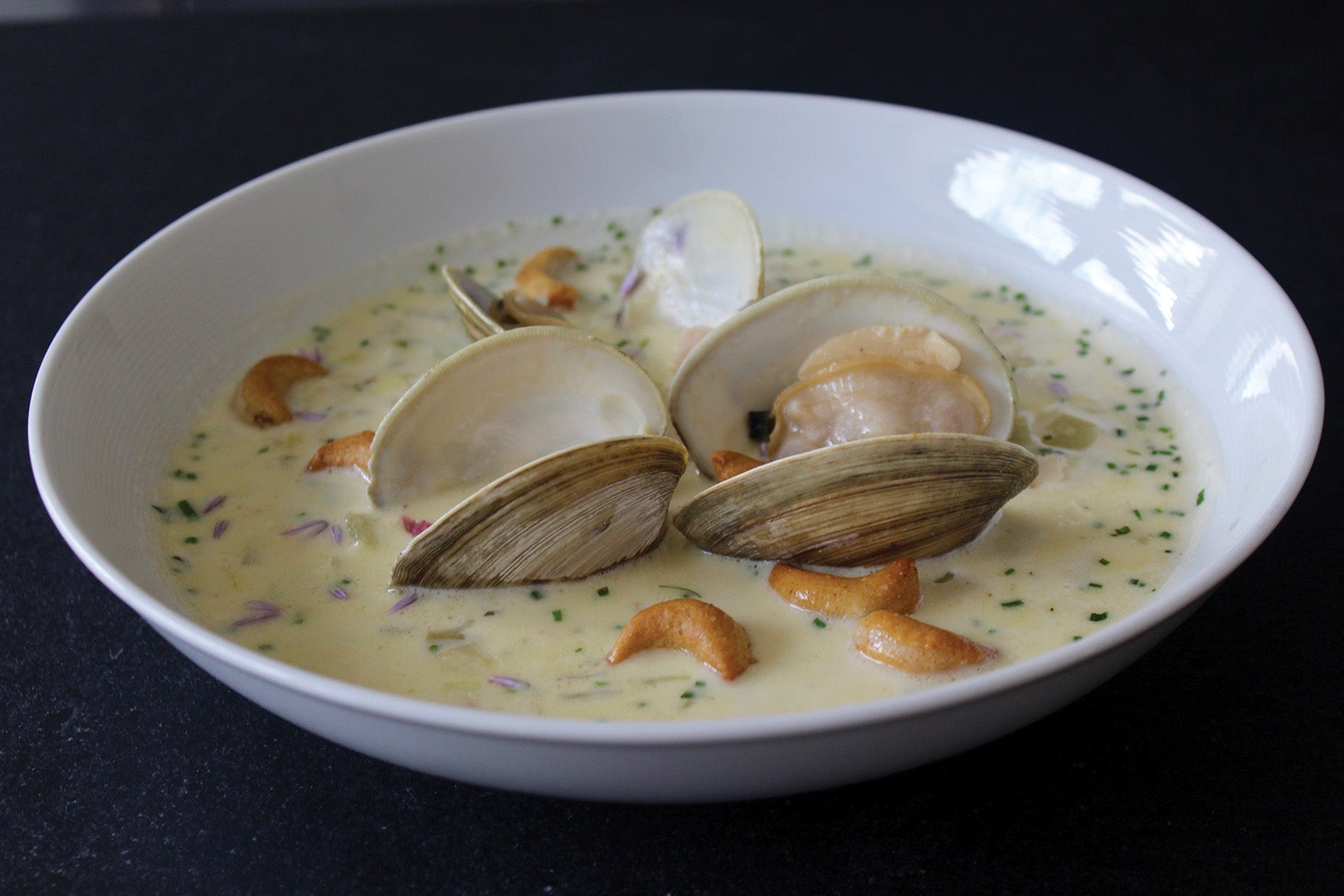 21 musttry Boston clam chowders
