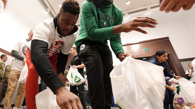 Semi Ojeleye Leon Powe