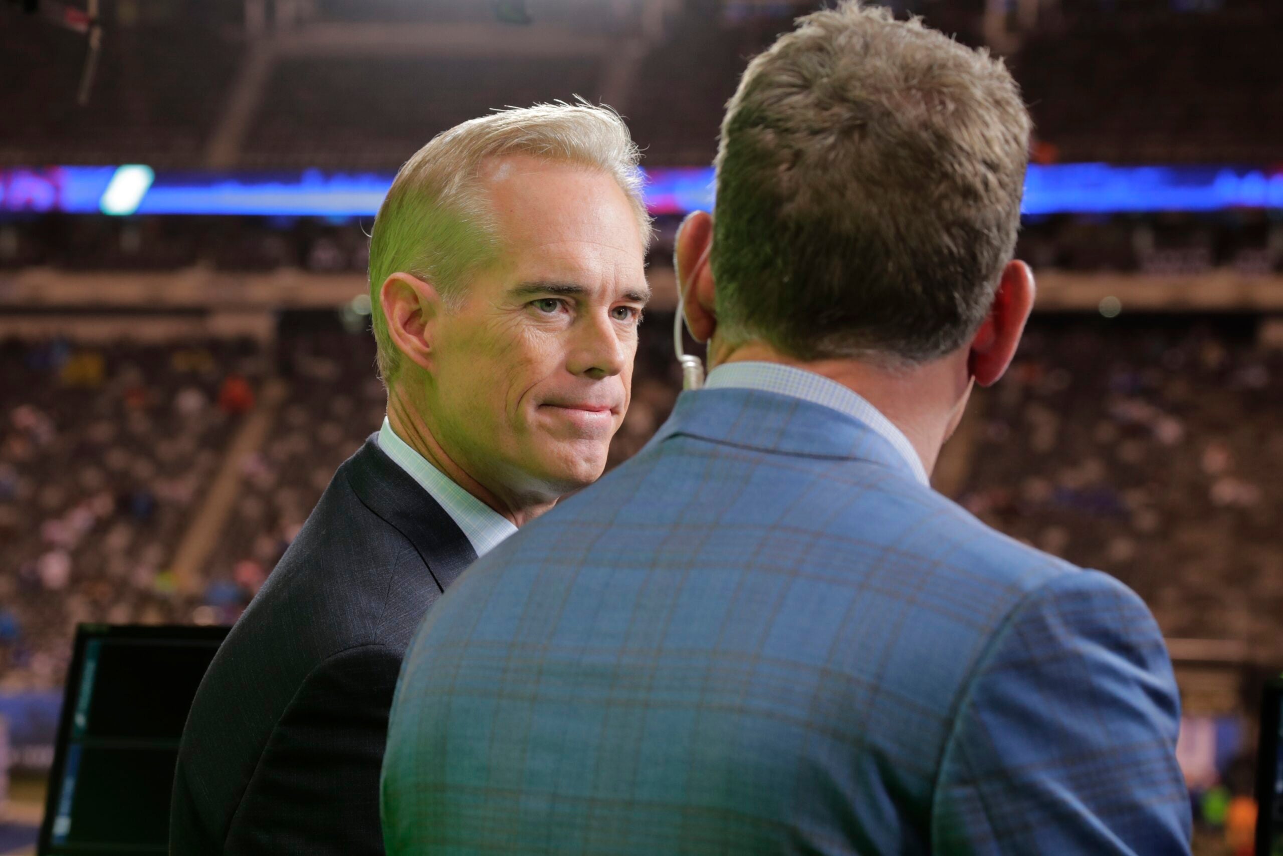 Do New York Yankees Fans Really Hate Fox Sports' Joe Buck?