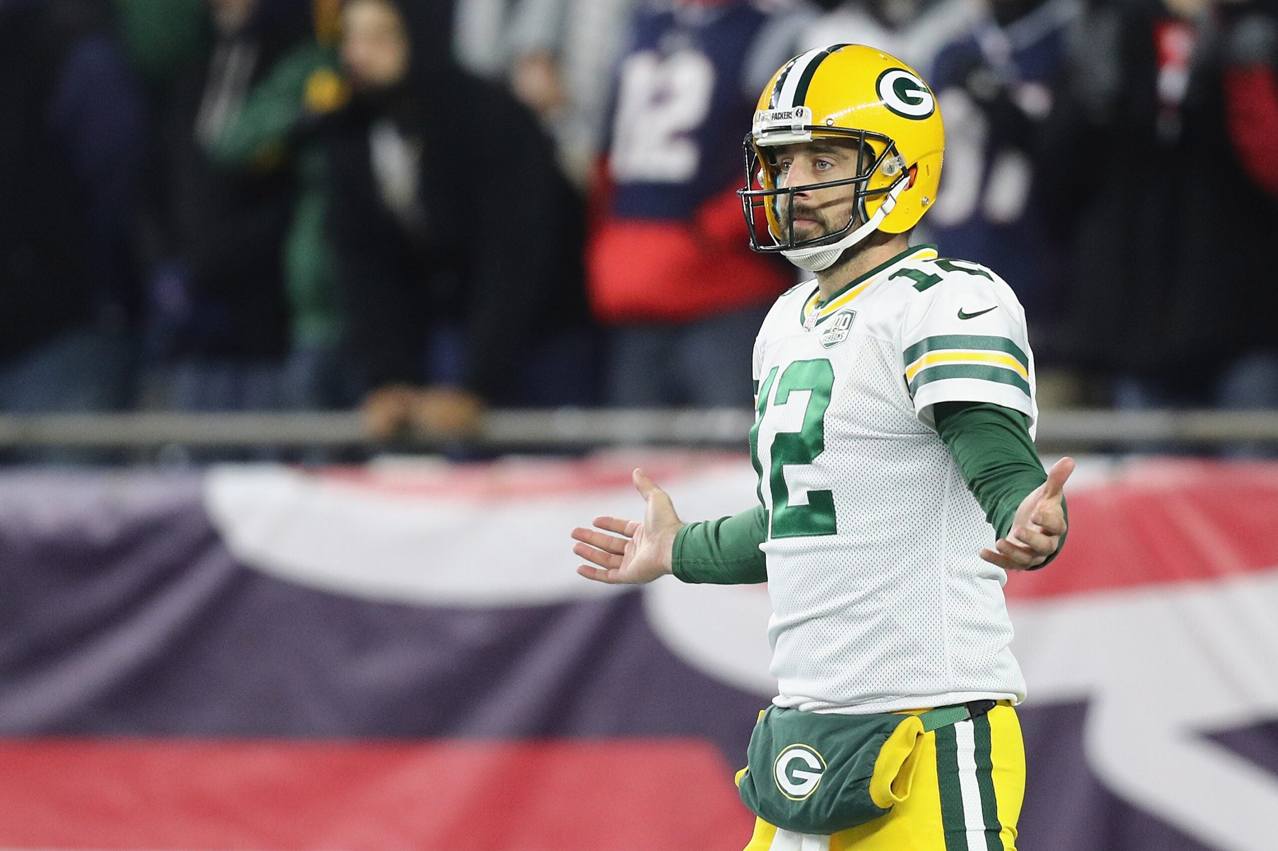 Aaron Rodgers bests Tom Brady as Packers beat Patriots, NFL