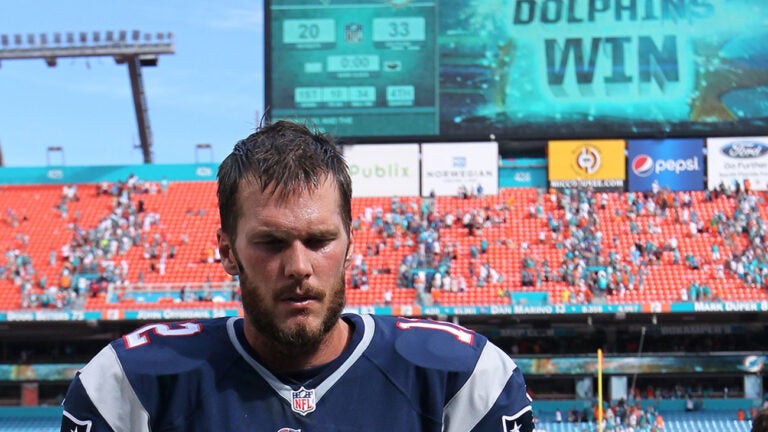 Patriots Fans Burn Tom Brady's Jersey After Losing To The Miami