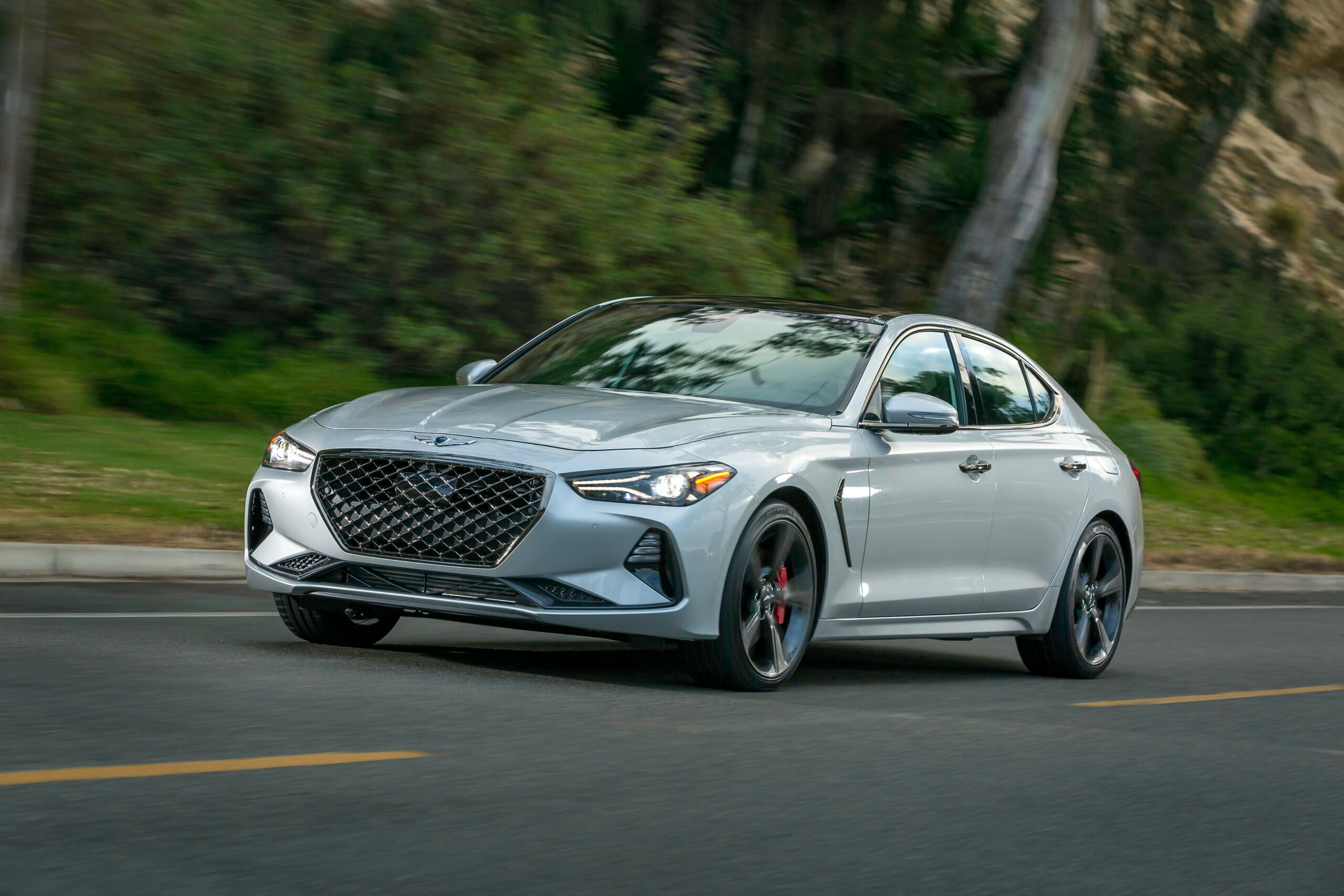 What The Experts Say About The 2019 Genesis G70