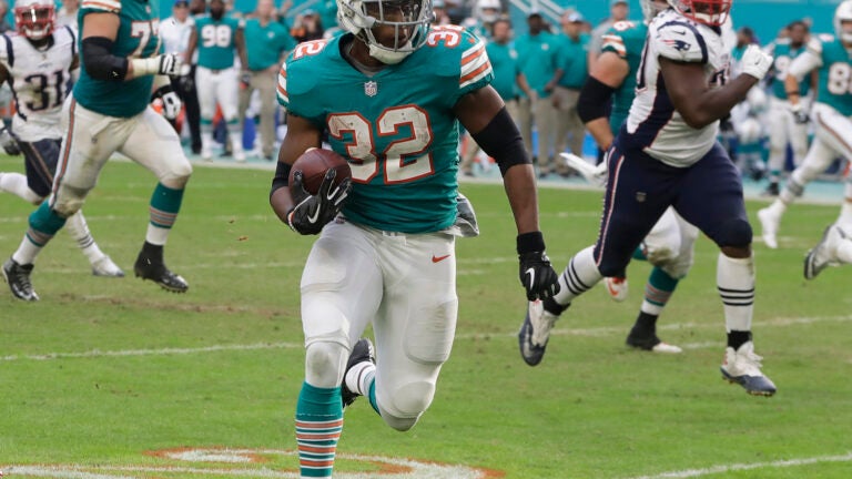 WATCH: Miami Dolphins Bringing Back Throwback Uniforms on MNF