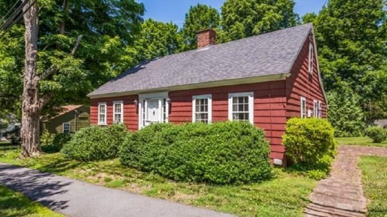 16-Millbury-Street-Grafton