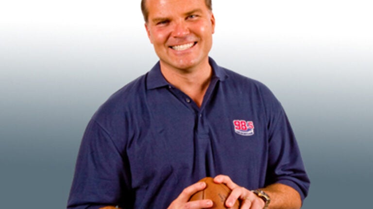 Scott Zolak named New England Patriots radio color analyst for 98.5 The  Sports Hub 