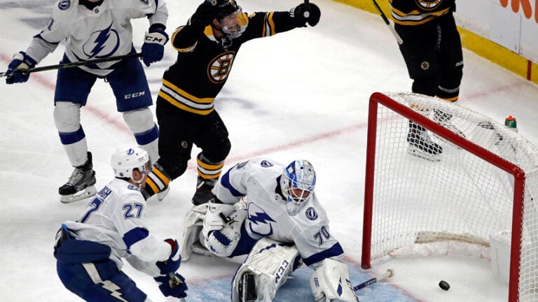 Noel Acciari Bruins Lightning