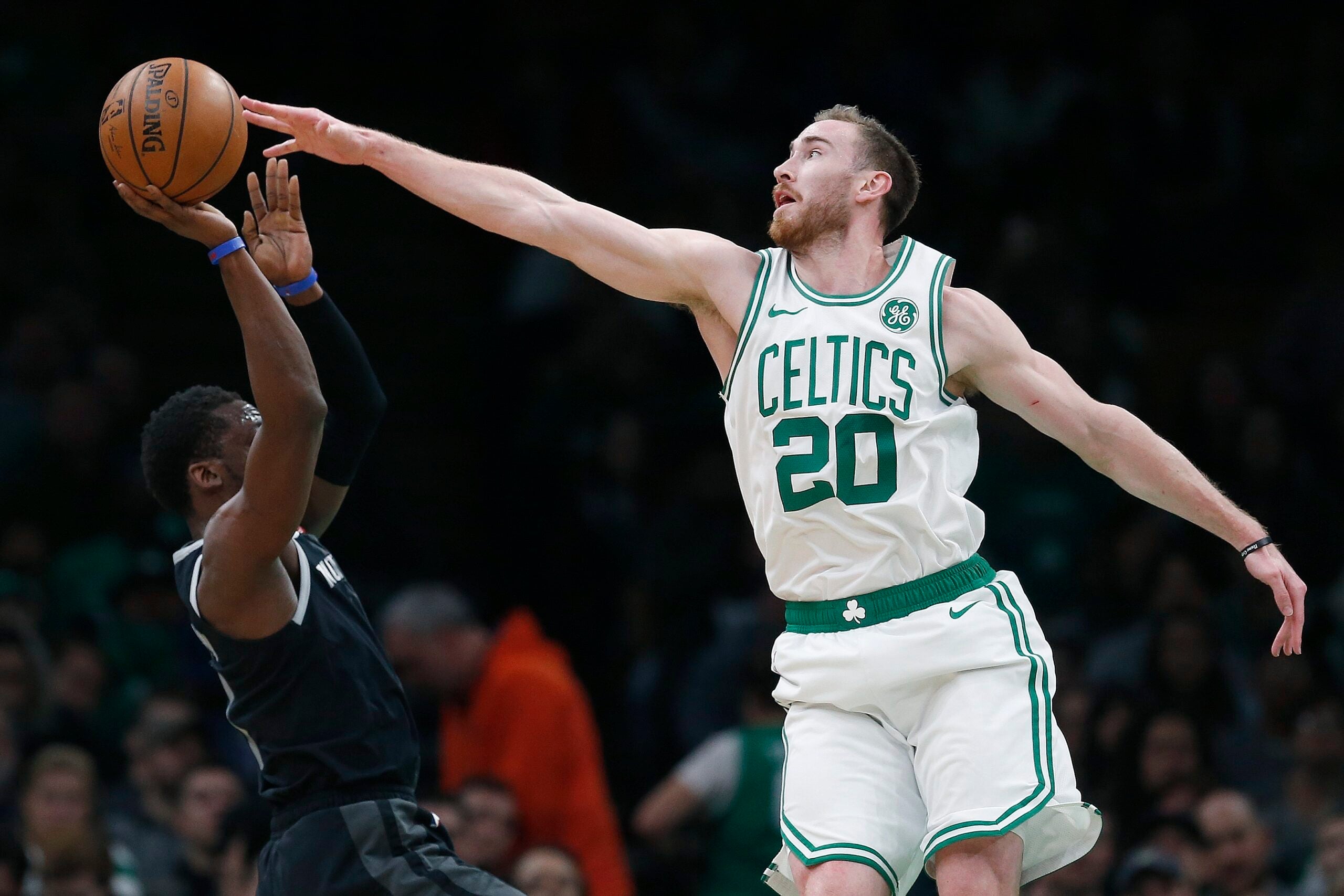 Gordon Hayward is sticking around for the rest of the playoffs