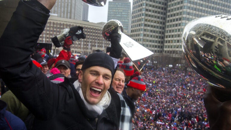 6 unforgettably Boston moments from the Patriots' sixth Super Bowl victory  parade