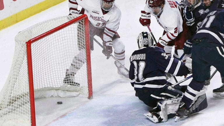 UMass New Hampshire NCAA Hockey