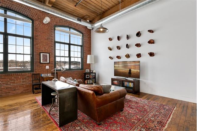 1-Westinghouse-Plz-Boston
