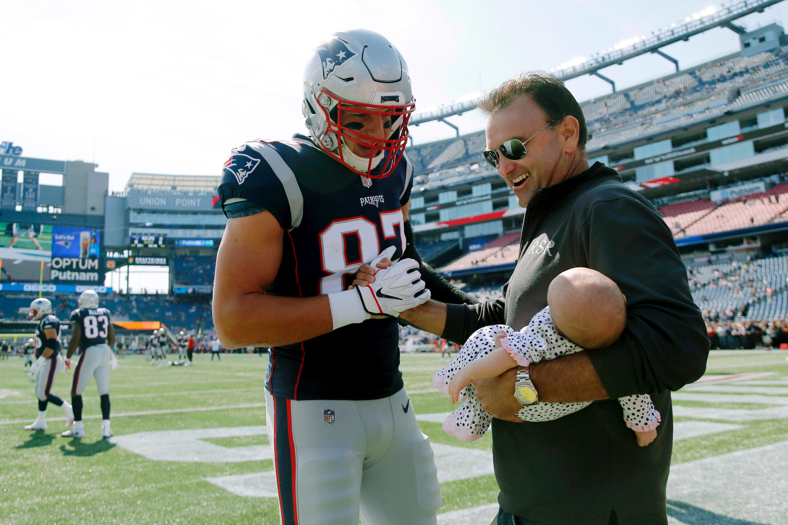 Rob Gronkowski Leaning Towards Returning?