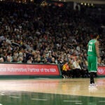 Kyrie Irving Bucks fans