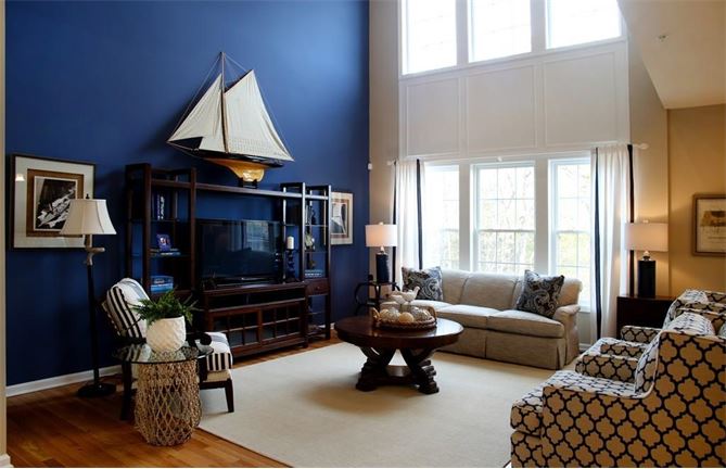 2-Locust-Lane-Hopkinton