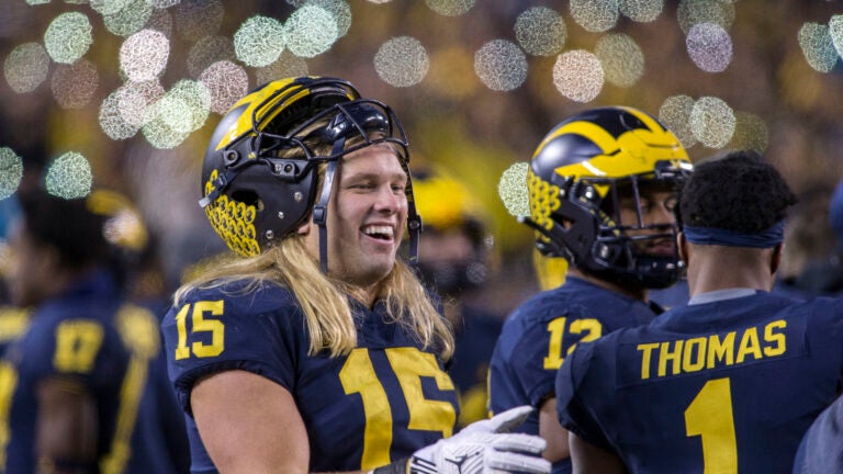 Chase Winovich lets fans pick his nice new Browns number