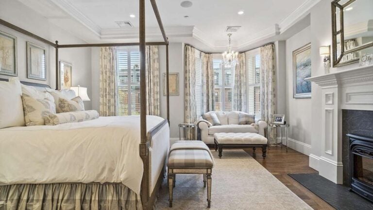 309-Marlborough-Back-Bay-Bedroom