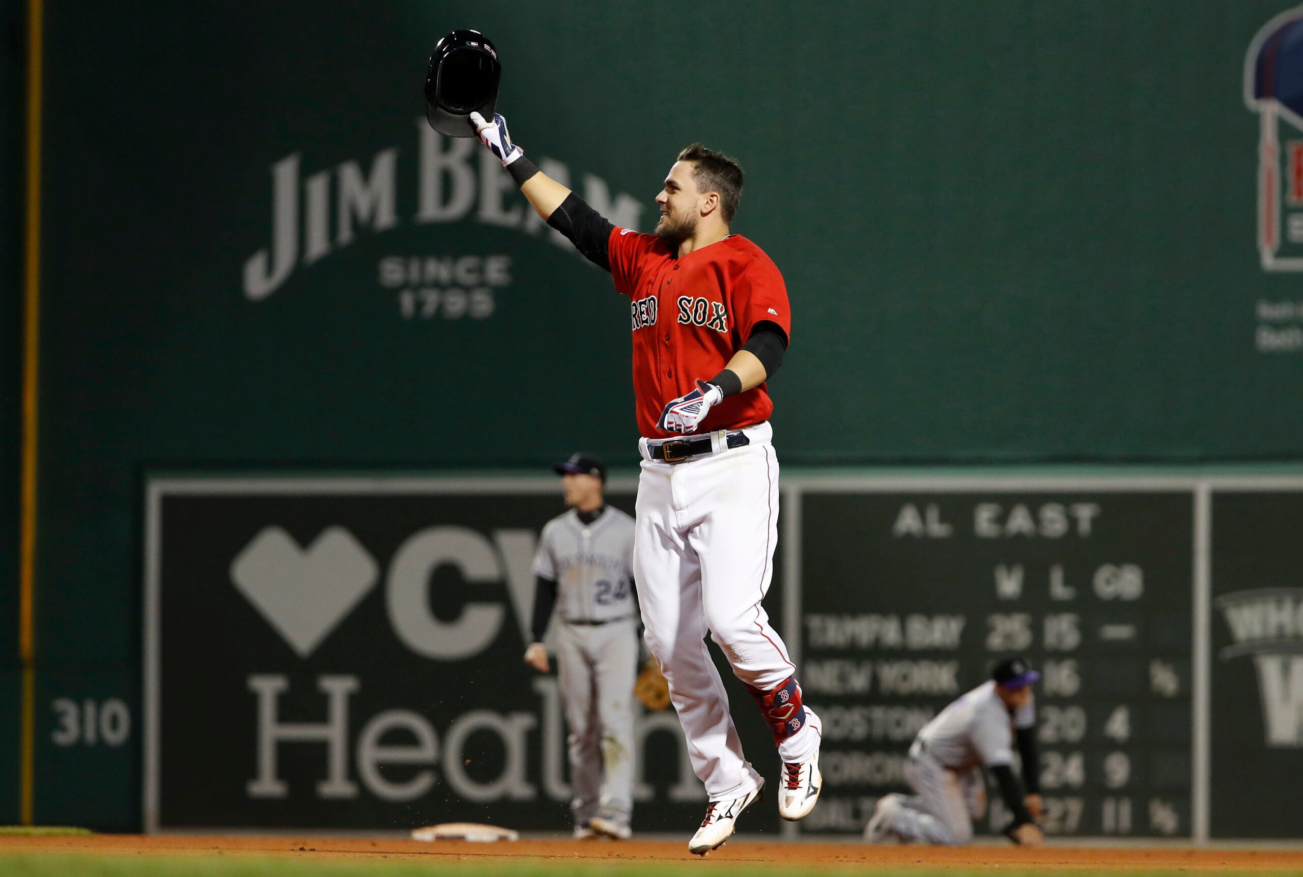 Why Red Sox rookie Michael Chavis tweets 11:11 so often