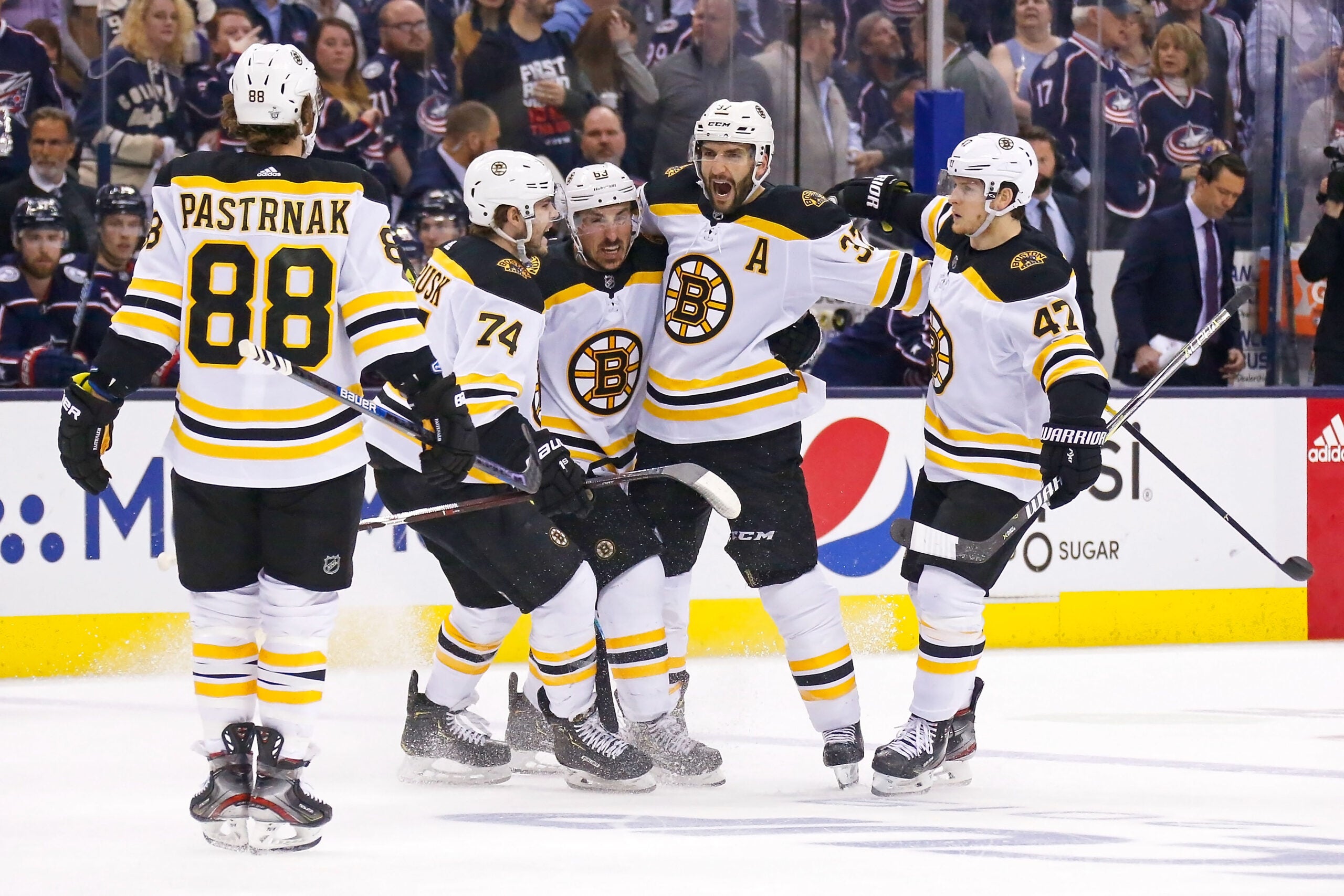 Video: Patrice Bergeron Scored Two Goals In The Bruins' 4-1 Game 4 Win ...