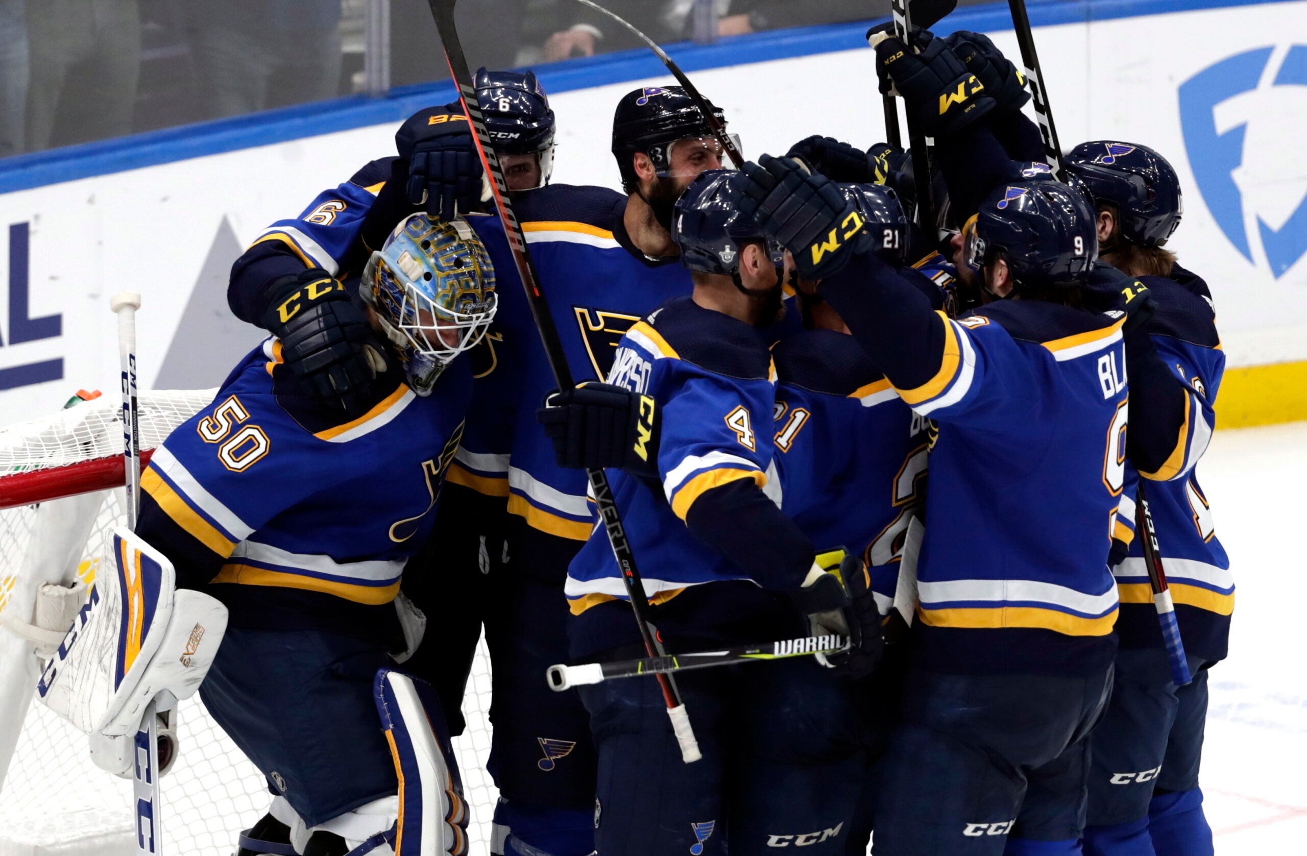St. Louis Blues clinch playoffs for third straight season, ninth time in  last decade