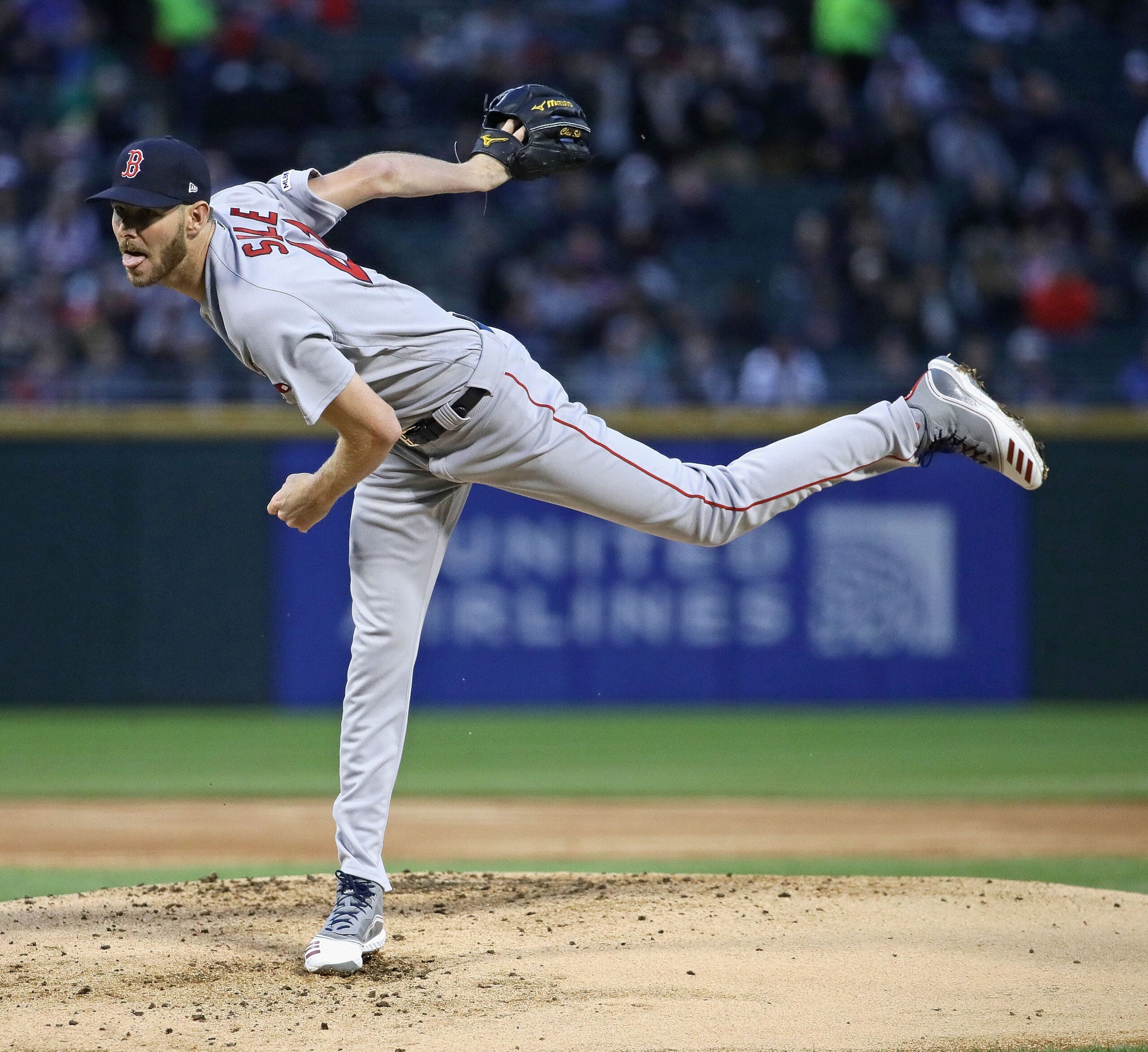 Chris Sale sparkles to earn first win, Red Sox top White Sox 6-1