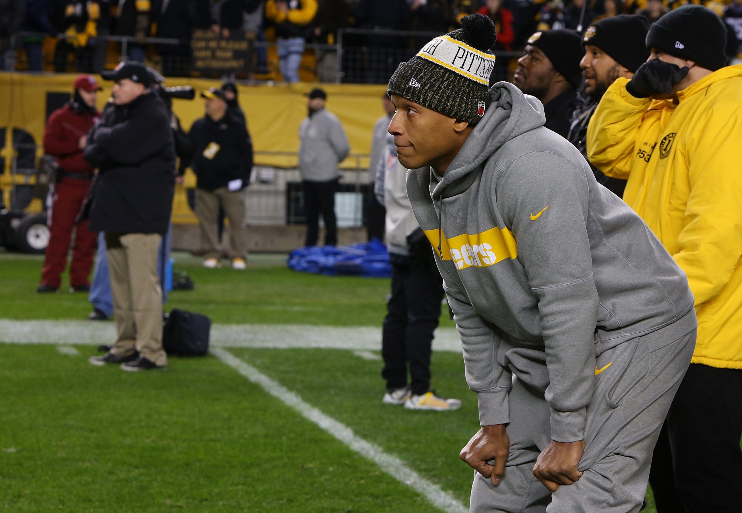 Ryan Shazier Gets InjuredMonday Night Football 