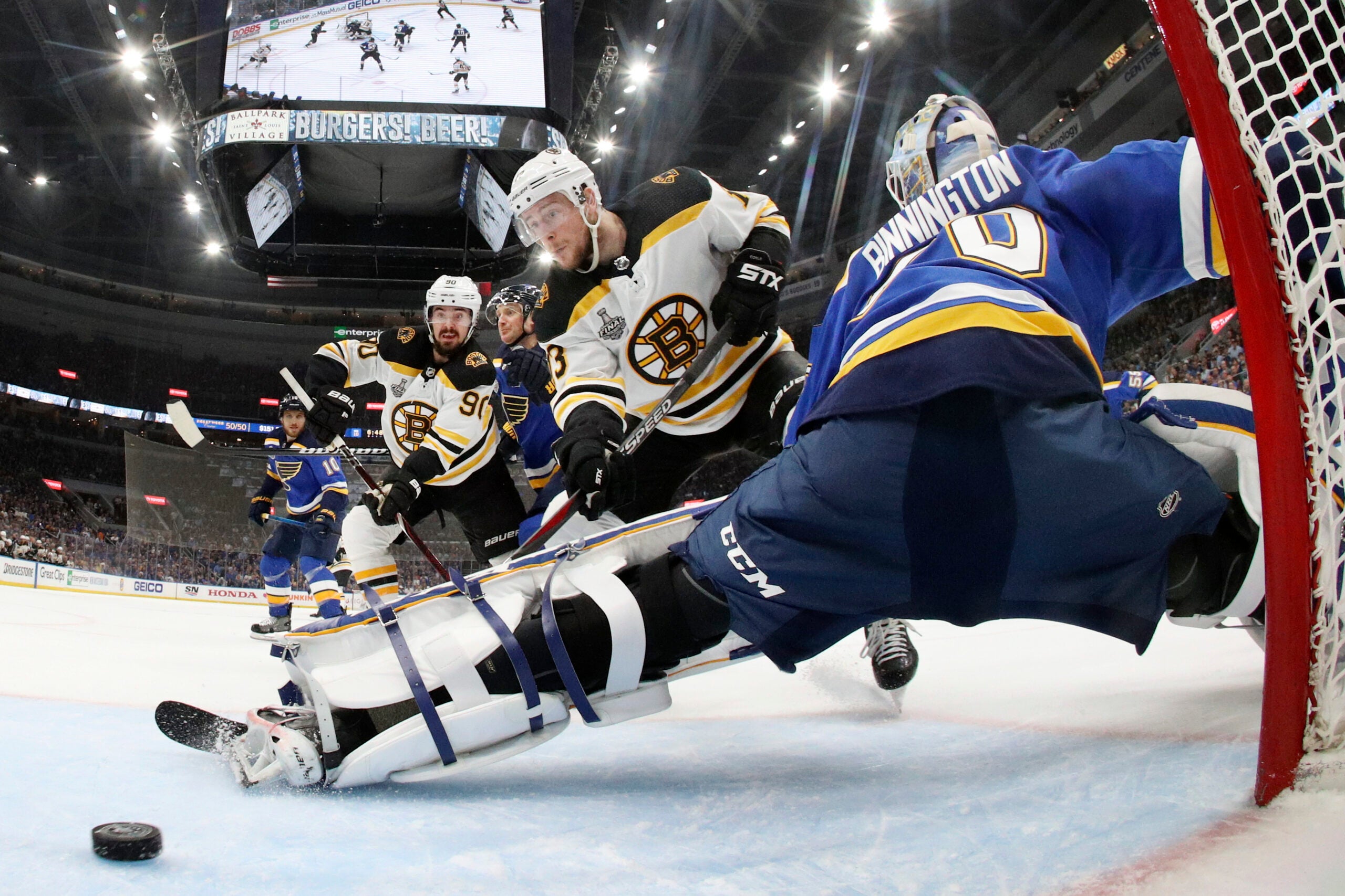 4 questions about the new Bruins season with The Athletic's Fluto Shinzawa
