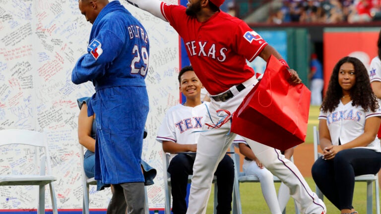 Hanging up No. 29: Texas Rangers retire Adrián Beltré's jersey