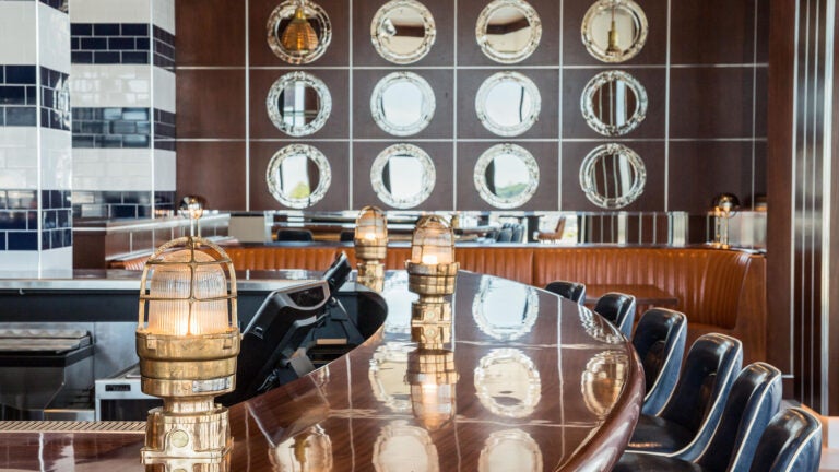 ReelHouse Marina Bay bar