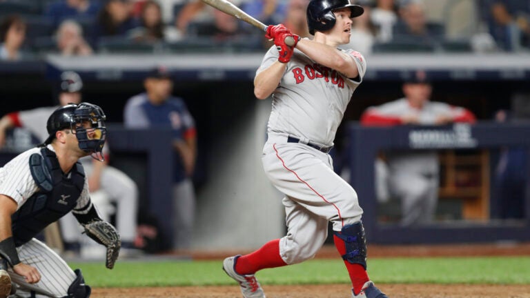 Blue Jays reportedly showing interest in free agent Brock Holt