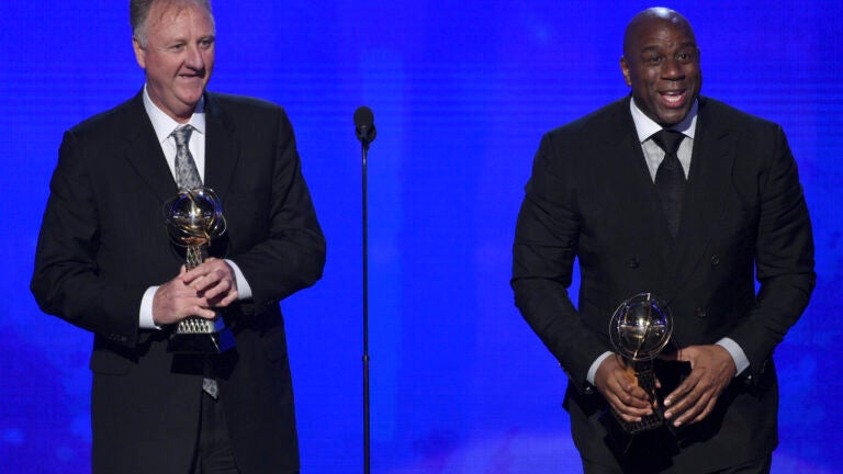 Magic Johnson and Larry Bird Honored at NBA Awards – The Hollywood Reporter