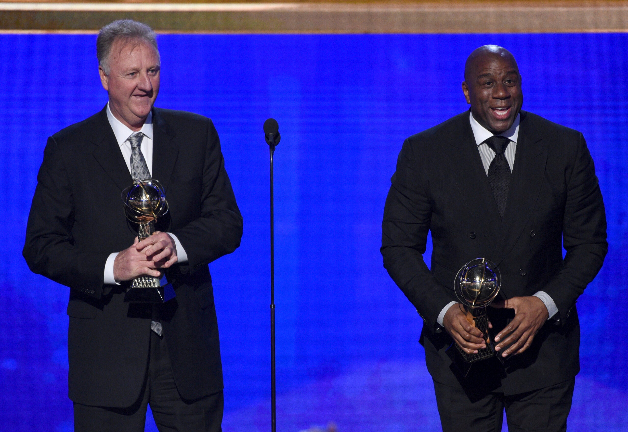 Magic Johnson and Larry Bird will be honoured with the NBA Lifetime  Achievement Award, NBA News