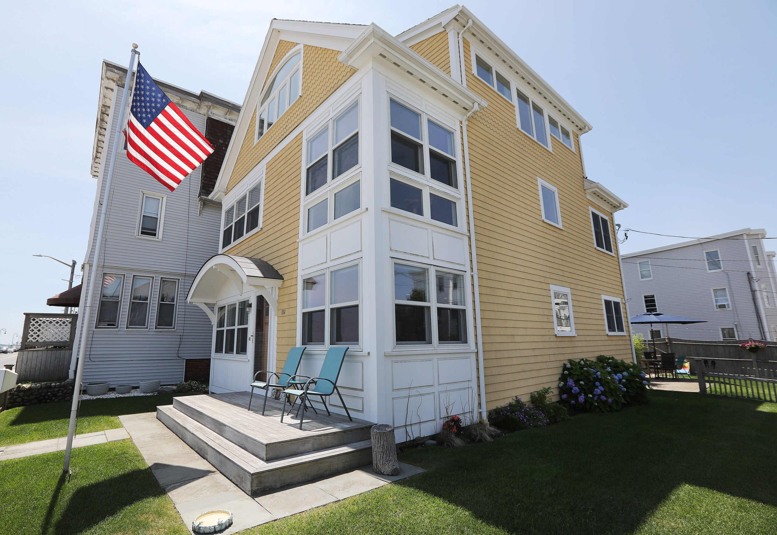 118-Winthrop-Shore-Drive-Side