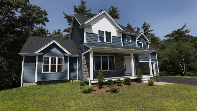 7-Silverwood-Road-Pembroke