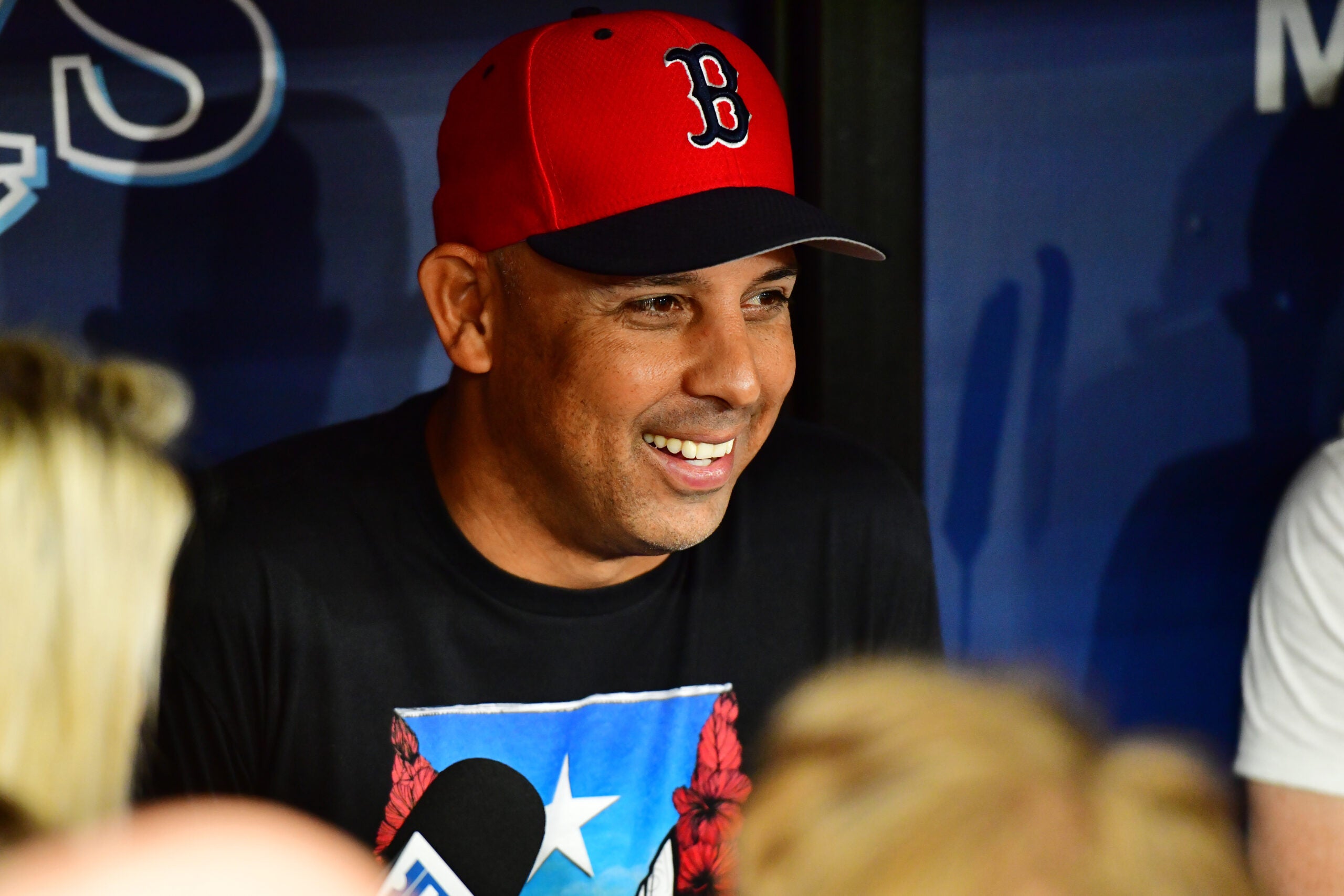 Alex Cora officially named new Red Sox manager; Cora receives