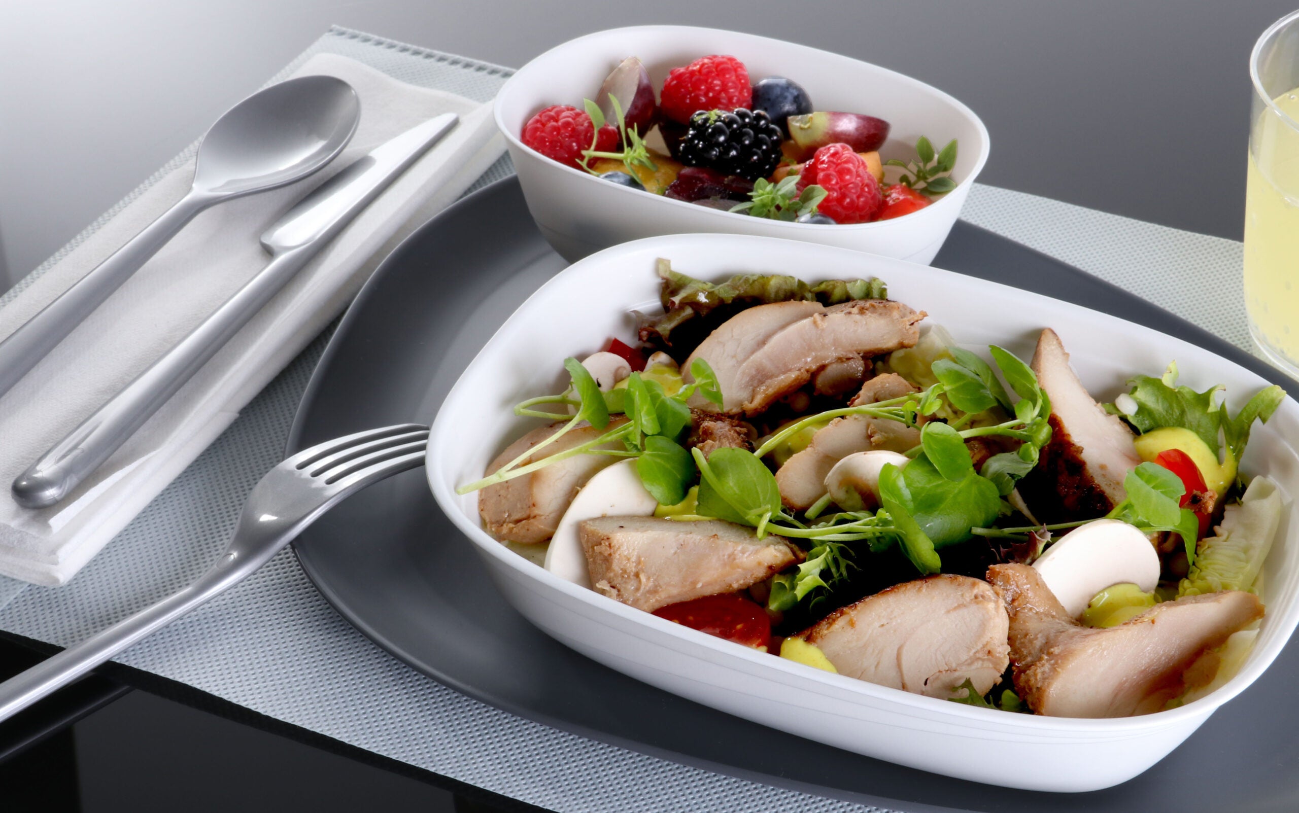 Is Air France Serve Meals On International Flights