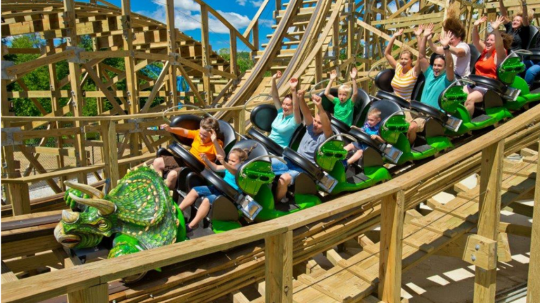 The Five Best Amusement Parks in New England, Ranked