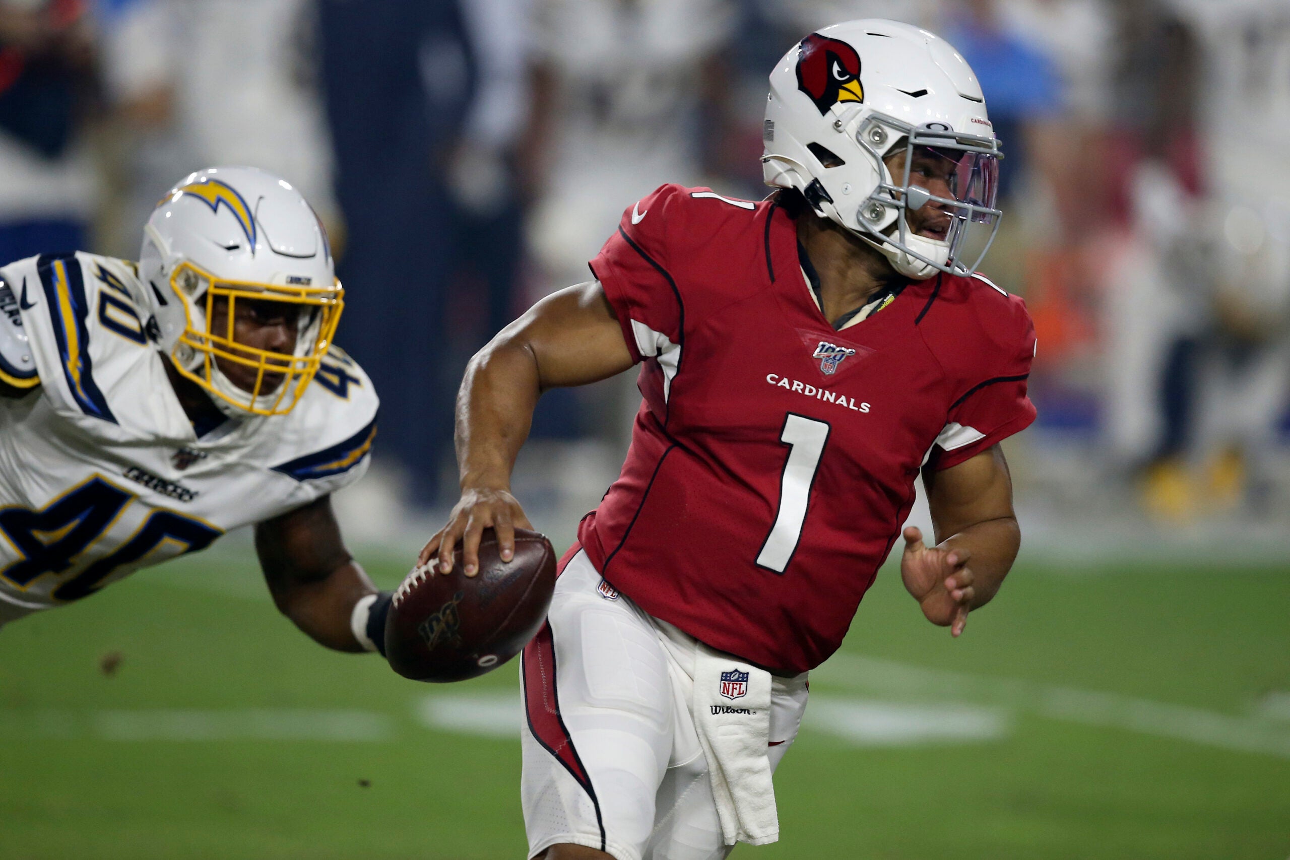 Kyler Murray sharp in brief debut as Cardinals edge Chargers