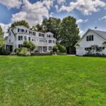 Overview 13 Green St.