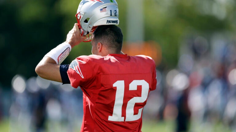 Tom Brady's longtime helmet type banned by NFL