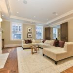 42 Mount Vernon living room