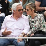 Robert Kraft and Dana Blumberg