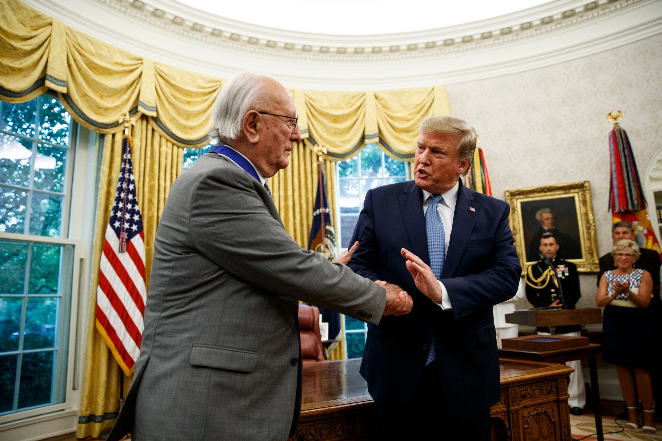 Donald Trump Stumbled Over The Pronunciation Of Worcester During Ceremony For Bob Cousy