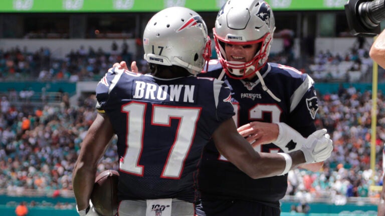 Antonio Brown's Tom Brady Post Gets Heated Reaction