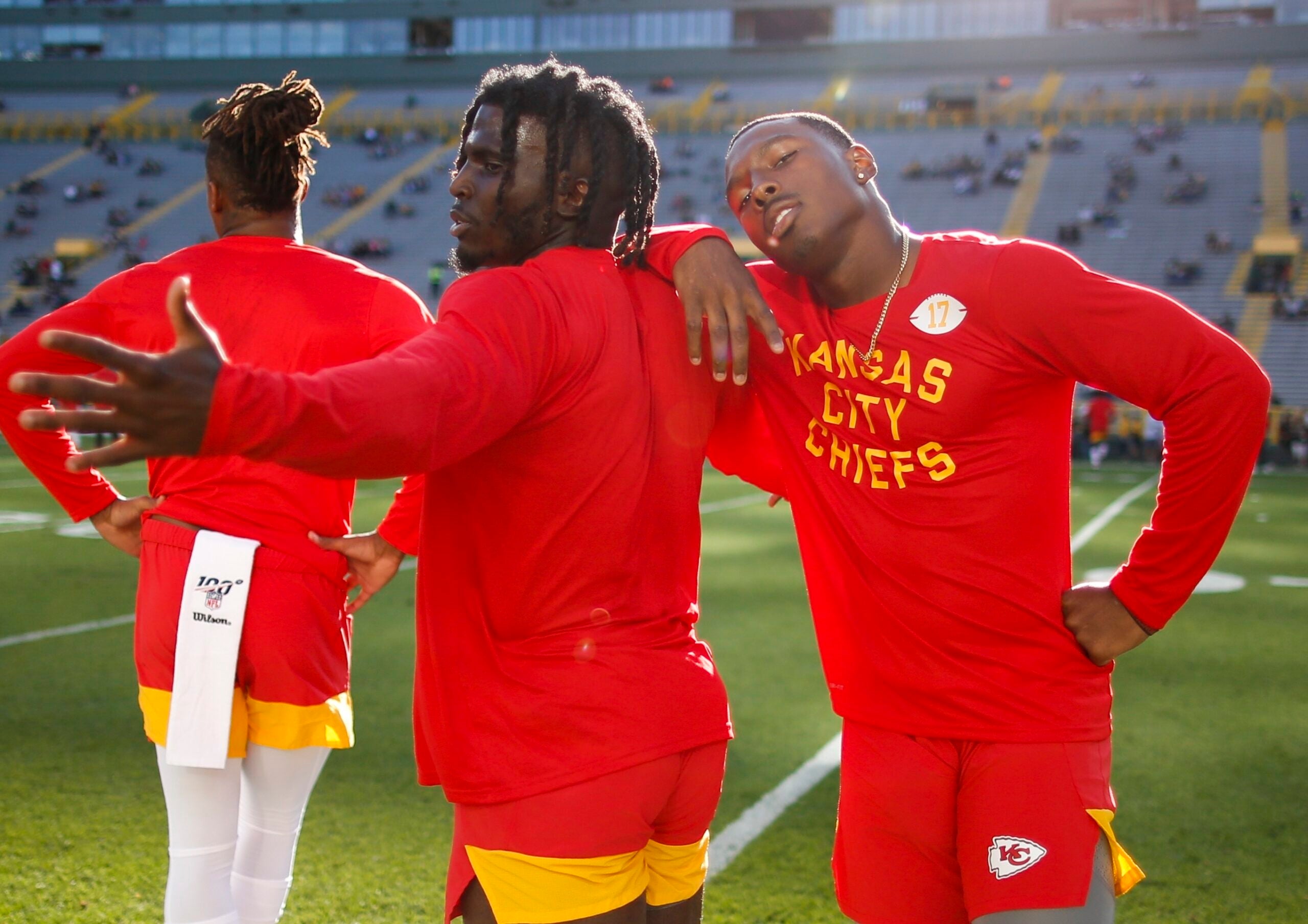 Giving back: Former Chiefs WR Tyreek Hill holds youth camp in