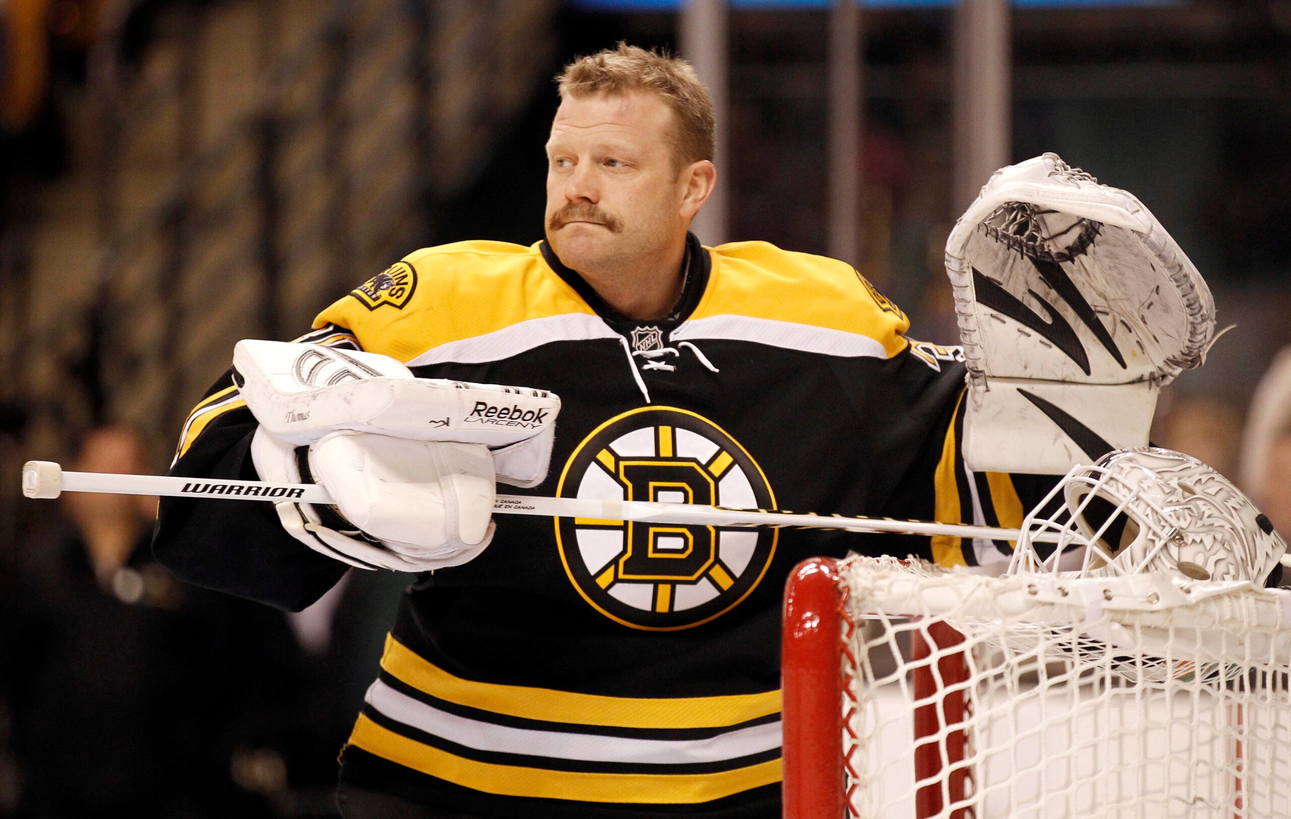 Ex-Bruins goalie Tim Thomas breaks years-long