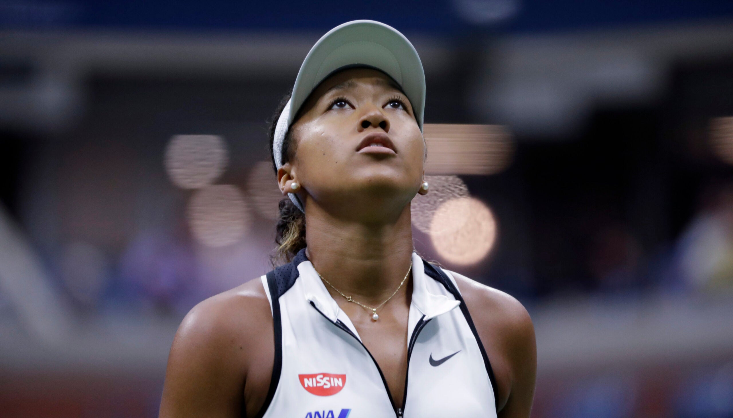 Defending champ Naomi Osaka loses in US Open's 4th round