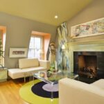 303 berkeley unit 9 living room