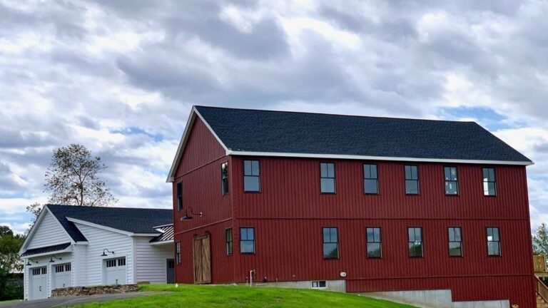 172 Martins Pond Rd. Side