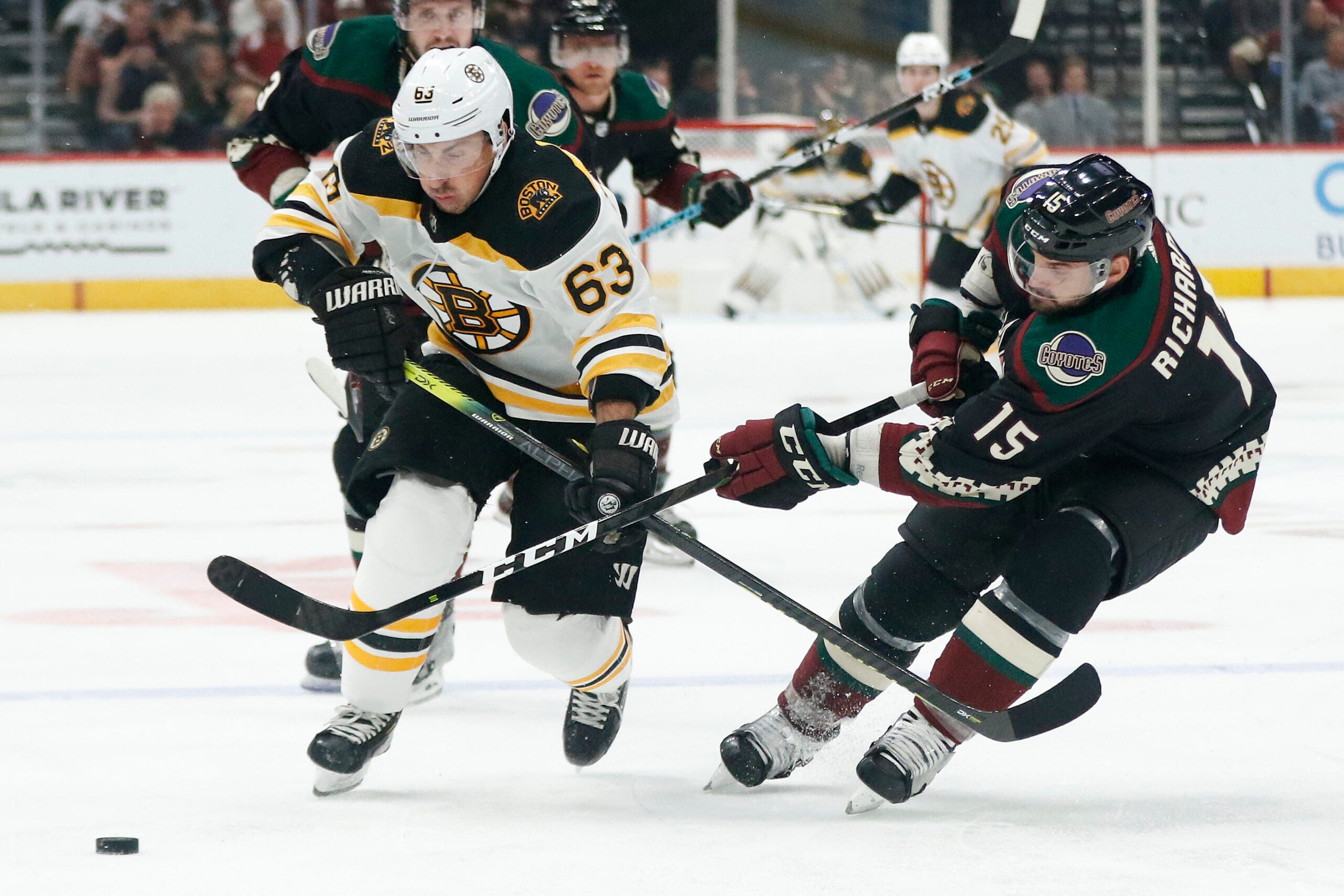 Here's how much money Bruins players are making this season